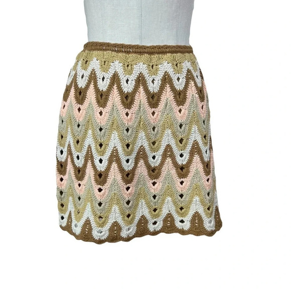 Free People Heat of the Moment Cotton Crochet Mini Skirt Tan Peach Size Large - Picture 2 of 13